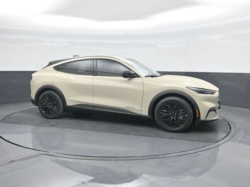 New 2025 Ford Mustang Mach-E Select image 11