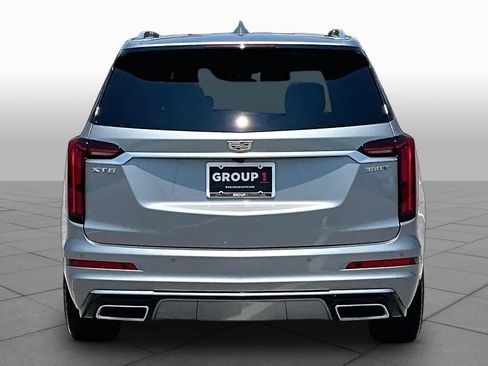 Used 2025 Cadillac XT6 Luxury FWD image 5