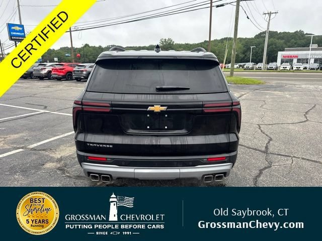 Used 2026 Chevrolet Traverse LT w/ Driver Confidence Package FWD image 6