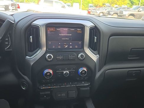 Used 2020 GMC Sierra 1500 SLT w/ SLT Premium Plus Package AWD/4WD image 19