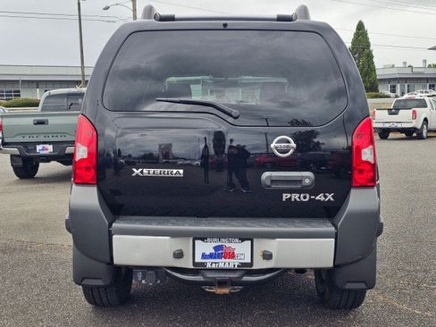 Used 2011 Nissan Xterra PRO-4X AWD/4WD image 4