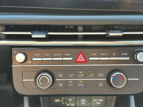 Certified 2026 Hyundai Tucson SE FWD image 25