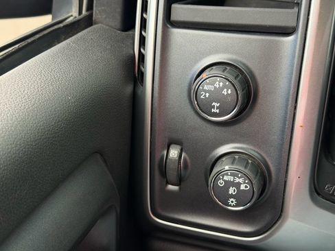 Used 2015 Chevrolet Silverado 1500 LT w/ All Star Edition AWD/4WD image 18