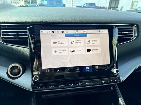 New 2026 Jeep Grand Wagoneer Limited image 38