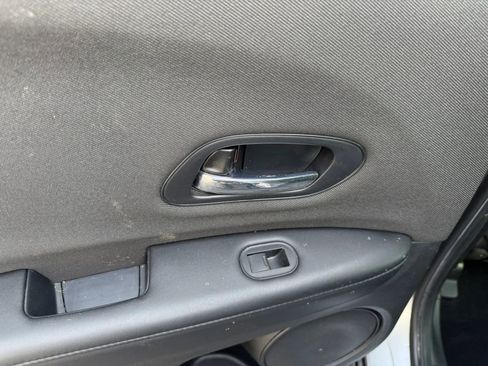 Used 2019 Honda HR-V Sport image 23