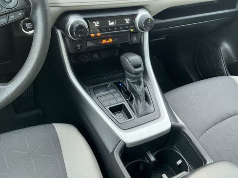 Used 2024 Toyota RAV4 XLE image 20