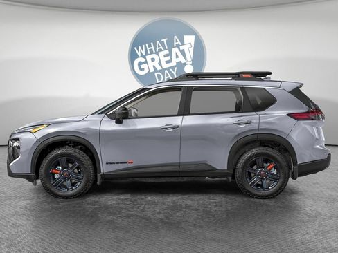New 2026 Nissan Rogue Rock Creek image 2