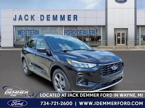 Certified 2024 Ford Escape ST-Line w/ Tech Pack #1 AWD/4WD image 1