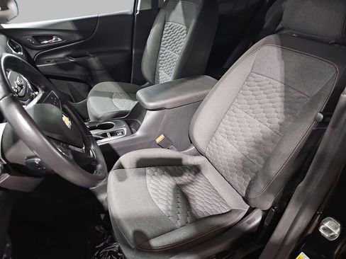 Used 2020 Chevrolet Equinox LT image 19