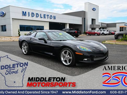 Used 2005 Chevrolet Corvette Coupe w/ Preferred Equipment Group RWD image 1