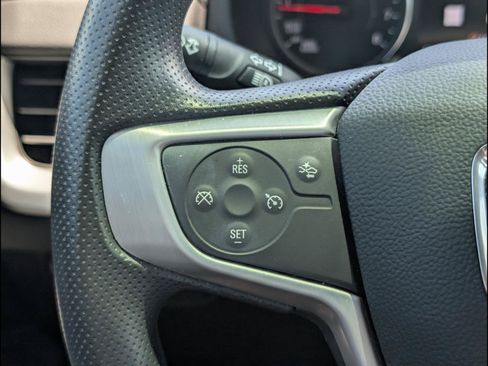 Used 2024 GMC Terrain SLE w/ Driver Convenience Package FWD image 15