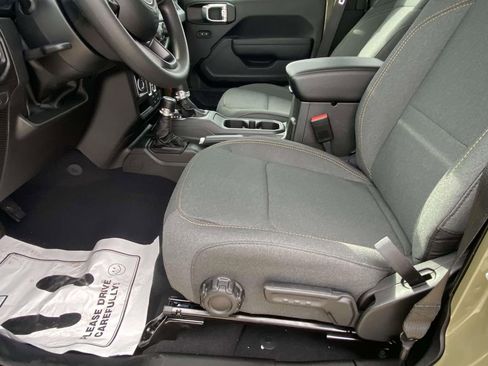 New 2026 Jeep Wrangler Unlimited Sport image 37