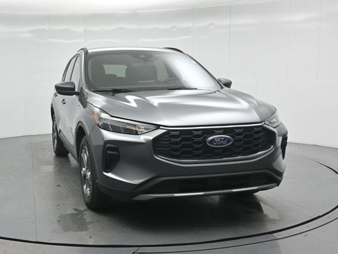 Certified 2025 Ford Escape ST-Line image 24