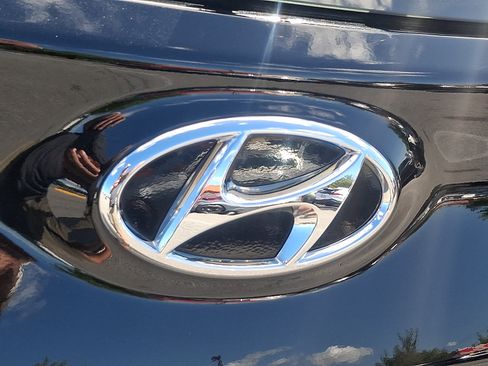 Used 2021 Hyundai Kona SE AWD/4WD image 28