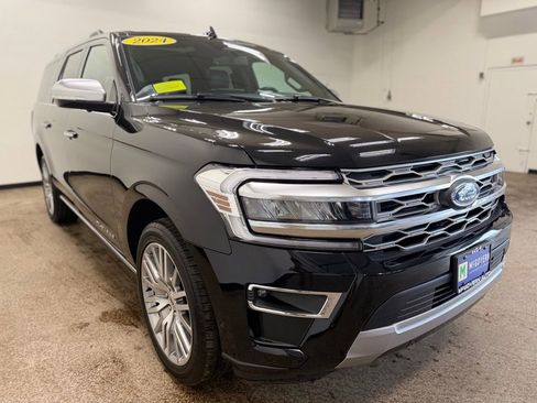 Used 2024 Ford Expedition Max Platinum AWD/4WD image 10