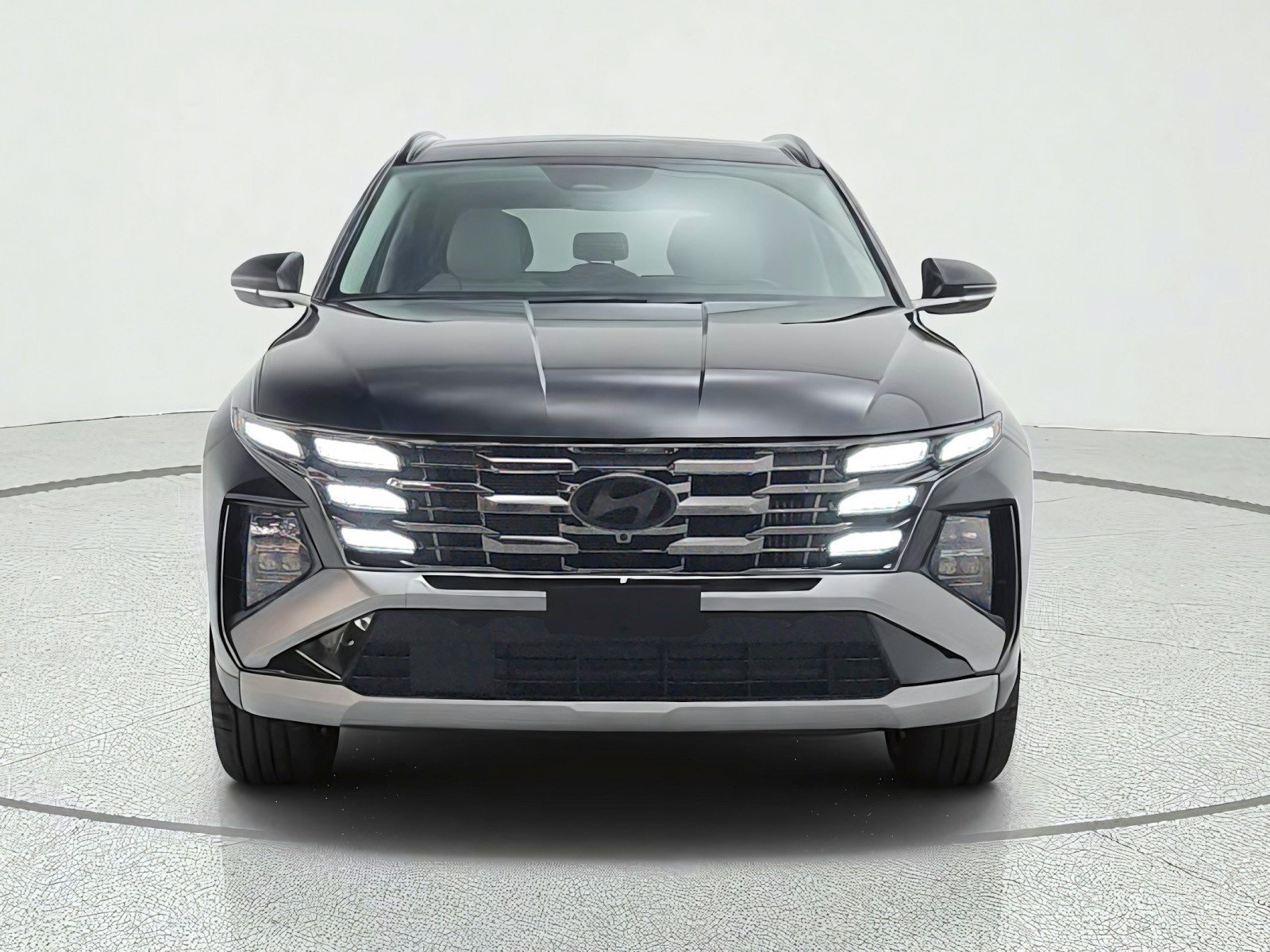 Used 2025 Hyundai Tucson Limited AWD/4WD image 2