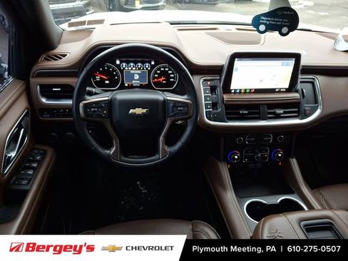 Used 2021 Chevrolet Tahoe High Country w/ Premium Package image 13