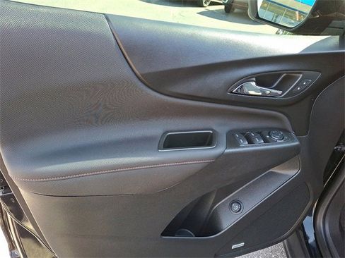 Certified 2024 Chevrolet Equinox RS w/ RS Leather Package image 12