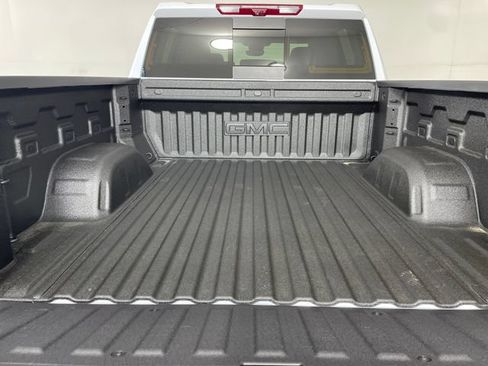 New 2026 GMC Sierra 1500 Denali w/ Denali Reserve Package AWD/4WD image 16