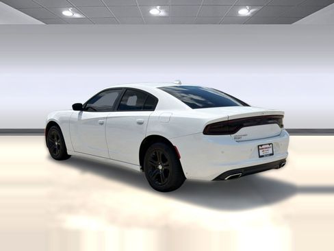 Used 2023 Dodge Charger SXT RWD image 3