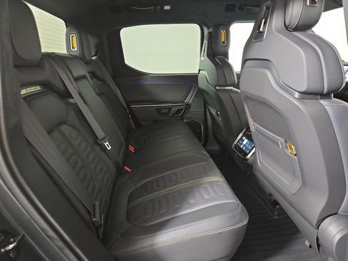Used 2023 Rivian R1T Adventure AWD/4WD image 22
