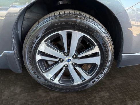Used 2018 Subaru Outback 2.5i Limited AWD/4WD image 41