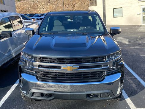 Used 2019 Chevrolet Silverado 1500 LT w/ All-Star Edition image 4