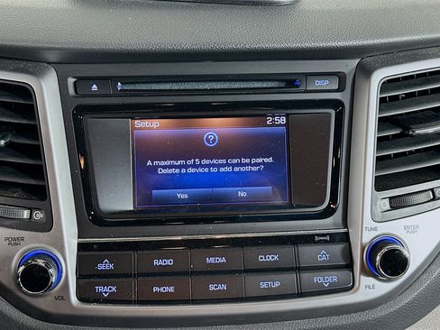 Used 2017 Hyundai Tucson SE w/ SE Popular Package 02 FWD image 21