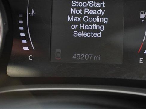 Certified 2020 Jeep Compass Latitude image 31