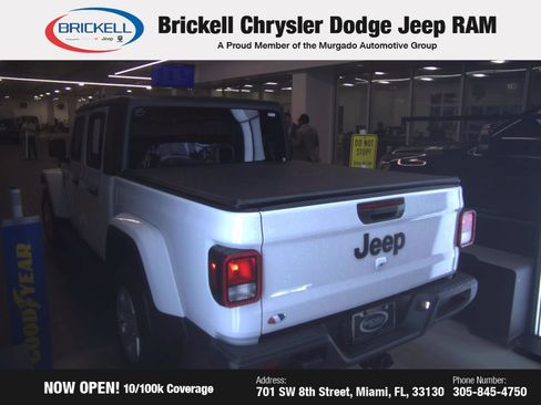 Used 2020 Jeep Gladiator Sport w/ Quick Order Package 24S AWD/4WD image 4