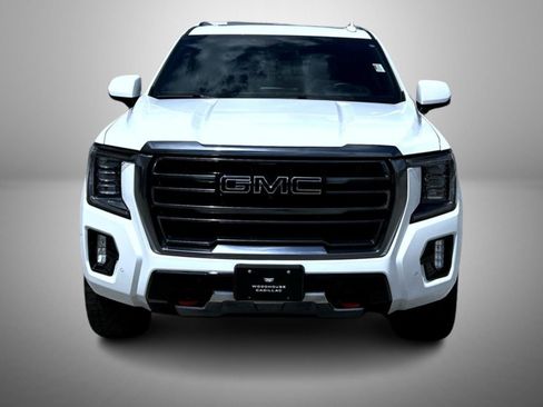 Used 2024 GMC Yukon AT4 w/ AT4 Premium Package AWD/4WD image 2