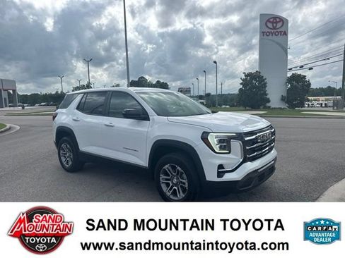 Used 2025 GMC Terrain Elevation w/ Technology Package II AWD/4WD image 1