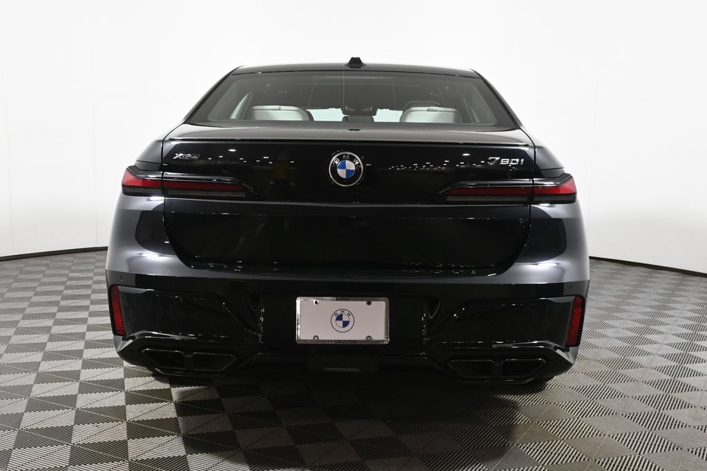Certified 2023 BMW 760i xDrive w/ Executive Package AWD/4WD image 6
