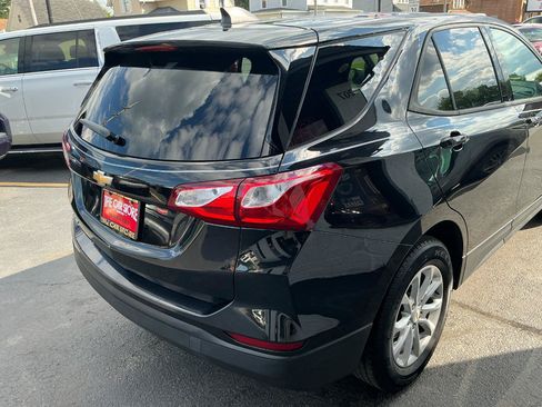 Used 2019 Chevrolet Equinox LS w/ LS Convenience Package FWD image 25