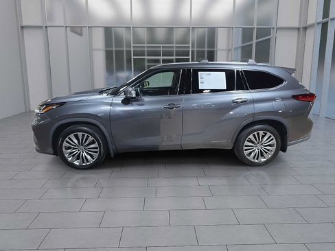 Used 2021 Toyota Highlander Platinum AWD/4WD image 5