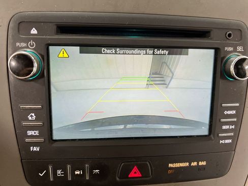 Used 2014 Chevrolet Traverse LS FWD image 15