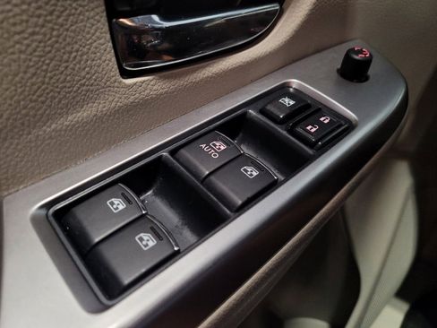 Used 2015 Subaru Crosstrek 2.0i Premium image 27