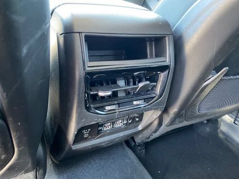 Used 2023 Jeep Grand Cherokee Limited AWD/4WD image 20