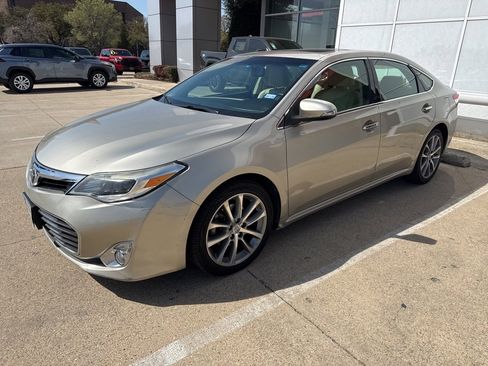 Used 2015 Toyota Avalon XLE Touring image 1