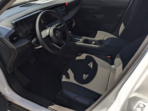 New 2026 Nissan Kicks S image 9