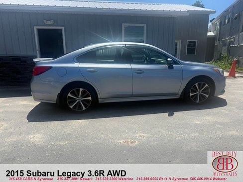 Used 2015 Subaru Legacy 3.6R Limited AWD/4WD image 8