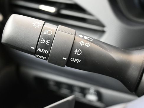 Used 2025 Subaru Forester Limited AWD/4WD image 20