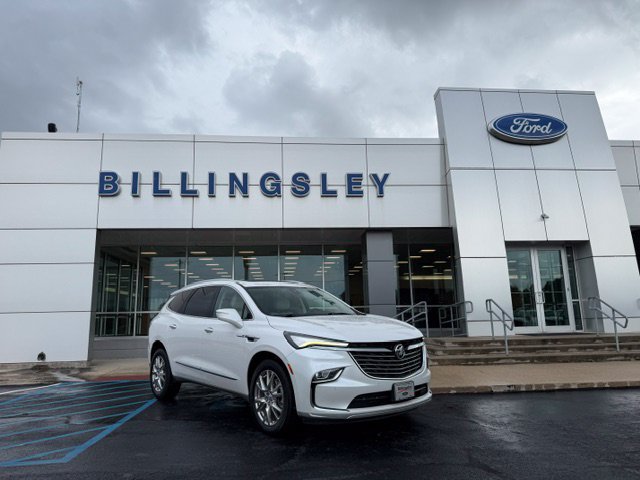 Used 2023 Buick Enclave Essence w/ Experience Buick Package AWD/4WD image 1