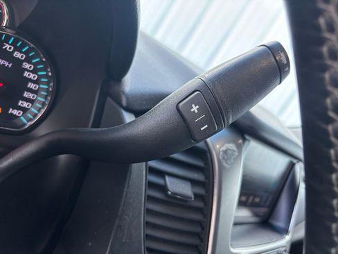 Used 2019 Chevrolet Tahoe LT image 17