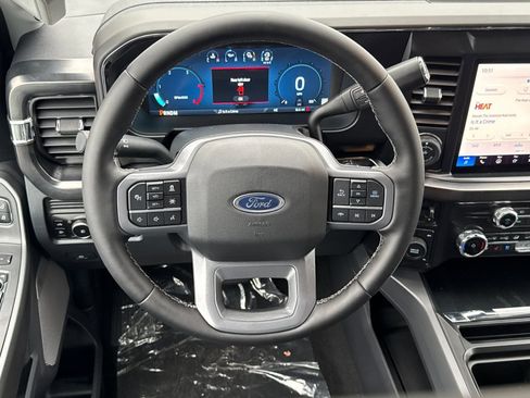 New 2026 Ford F250 Lariat w/ Lariat Premium Package image 15