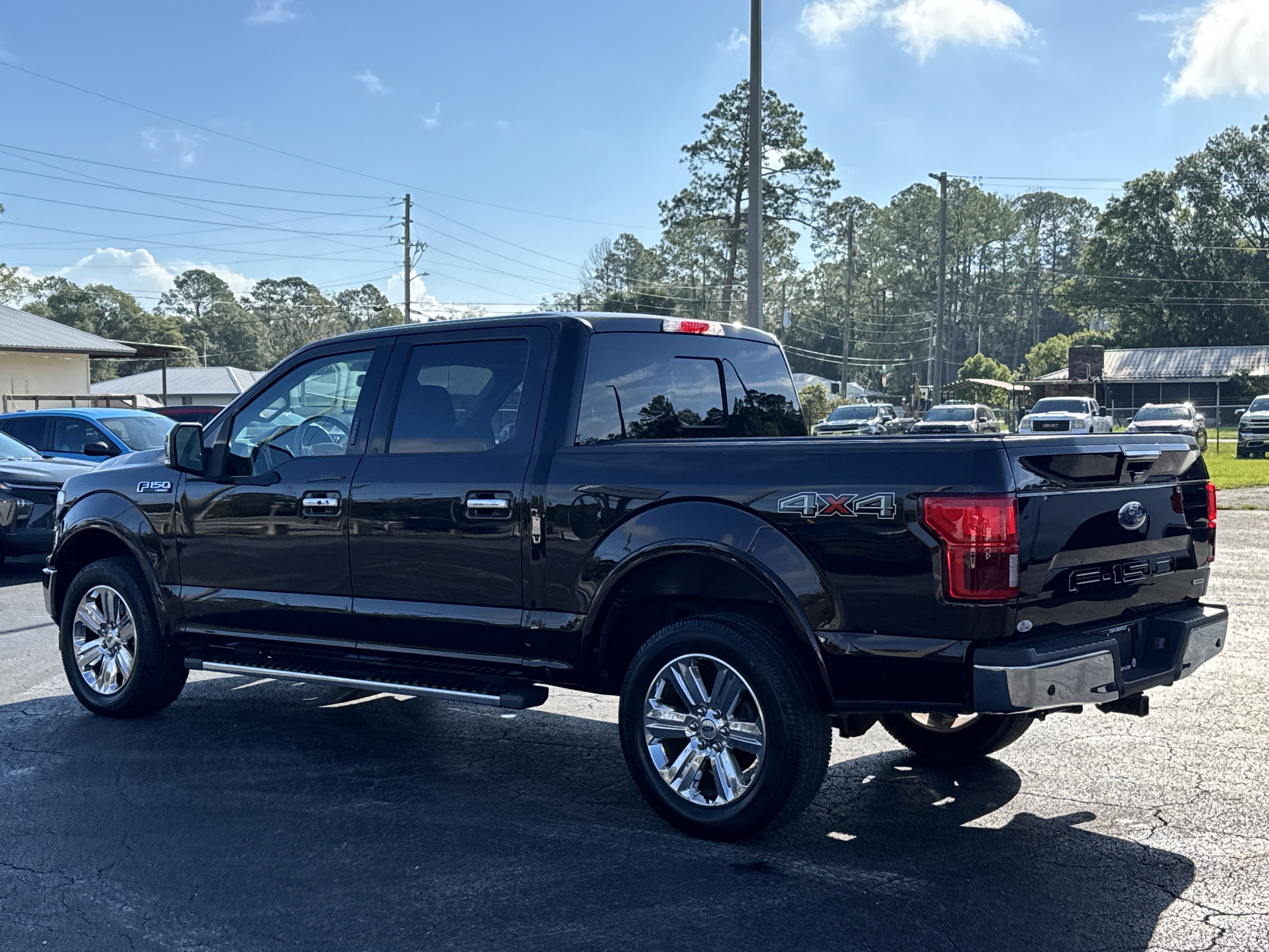 Used 2019 Ford F150 Lariat w/ Equipment Group 502A Luxury AWD/4WD image 6