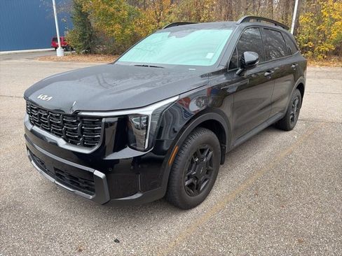 Used 2024 Kia Sorento SX Prestige w/ Olive Brown Leather Package image 2