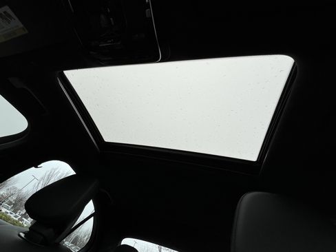 Certified 2025 Mercedes-Benz C 300 Sedan image 28