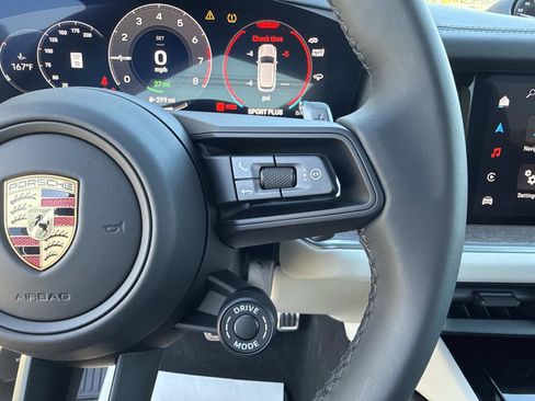 Certified 2025 Porsche Cayenne S image 58