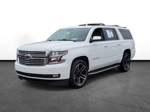 Used 2020 Chevrolet Suburban Premier AWD/4WD image 2